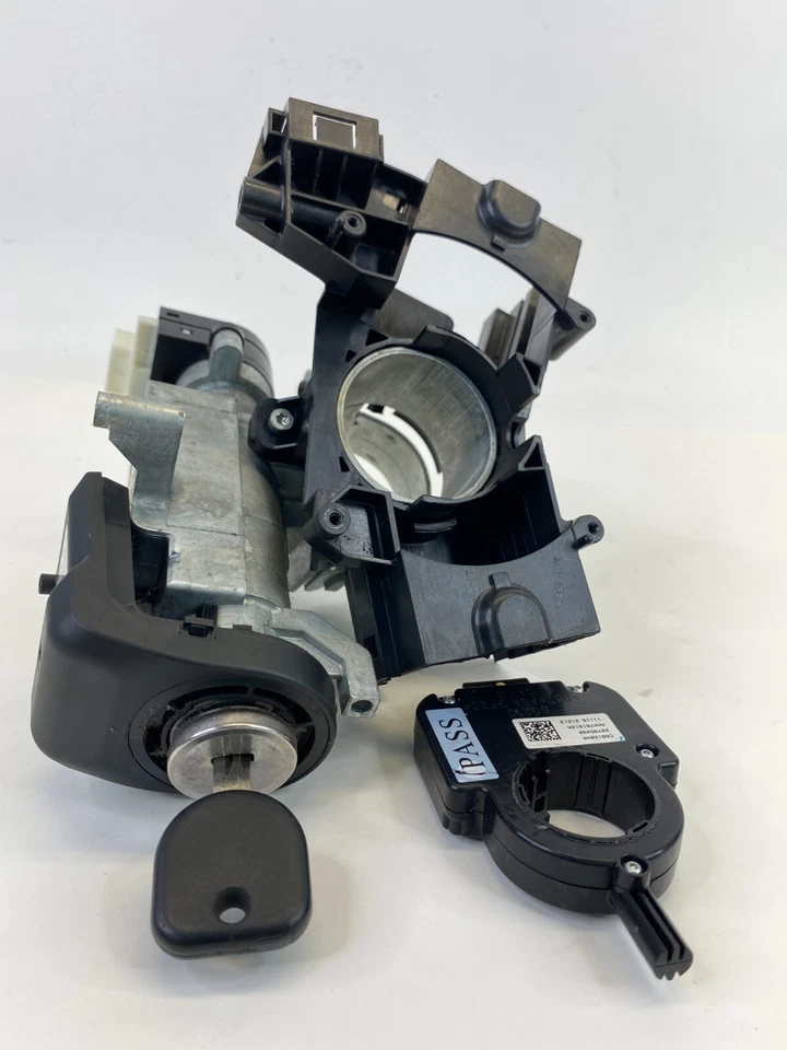 2008-2017 Buick Enclave Ignition Switch Lock Cylinder & Key 22756010 OEM - Image 3 of 4