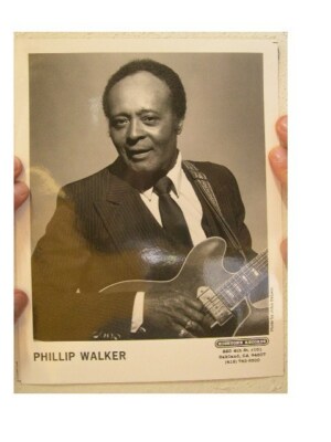 Phillip Walker Pressemappe Und Foto Blues