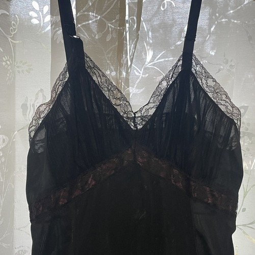 Vtg Nylon Ruched Full Slip Dress Bust lacy Black Satin Purple Ribbon 40's? gown - 第 7/9 張圖片