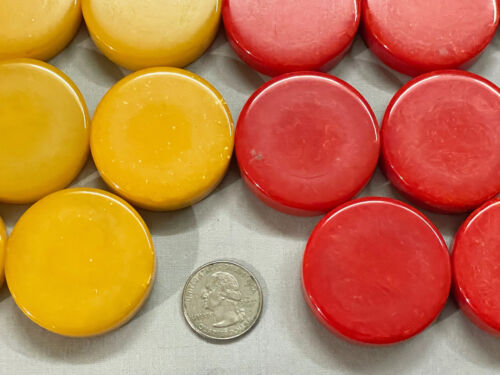 Antique BAKELITE BACKGAMMON CHIPS - BUTTERSCOTCH & RED - 43mm - Picture 2 of 5