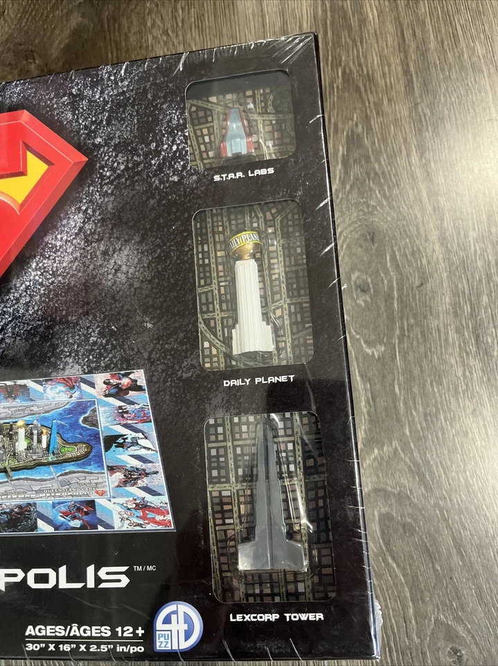 Superman 4D Puzzle Mini Metropolis 30in x 16in x 2.5in 833 Pieces - New Sealed - Image 2 of 3