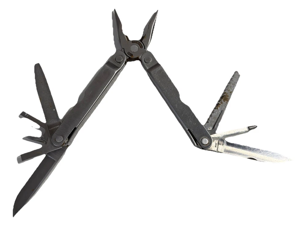 Superherramienta Leatherman de acero inoxidable de colección 300 EE. UU. Multitool Mitchel Co. Foto 2 de 4