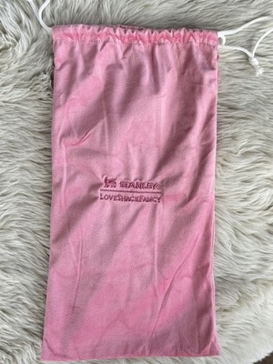 Stanley x Love Shack Fancy White Kordelzugbeutel Becher Flaschenschutz Pink