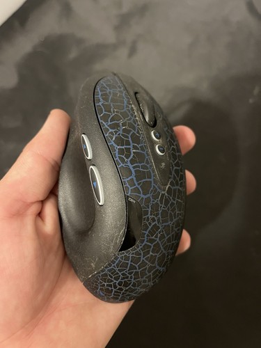 Logitech G5 USB Laser Gaming Mouse w/Adjustable Weight Cartridge Tested! - Picture 2 of 6