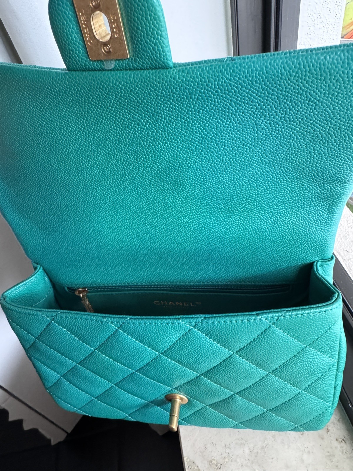 NWT CHANEL 23P medium Sweetheart Quilted Caviar Flap Bag -Gorgeous Green *Rare!* image 7