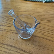 Used 4oz Glass Mortar & Pestle Set