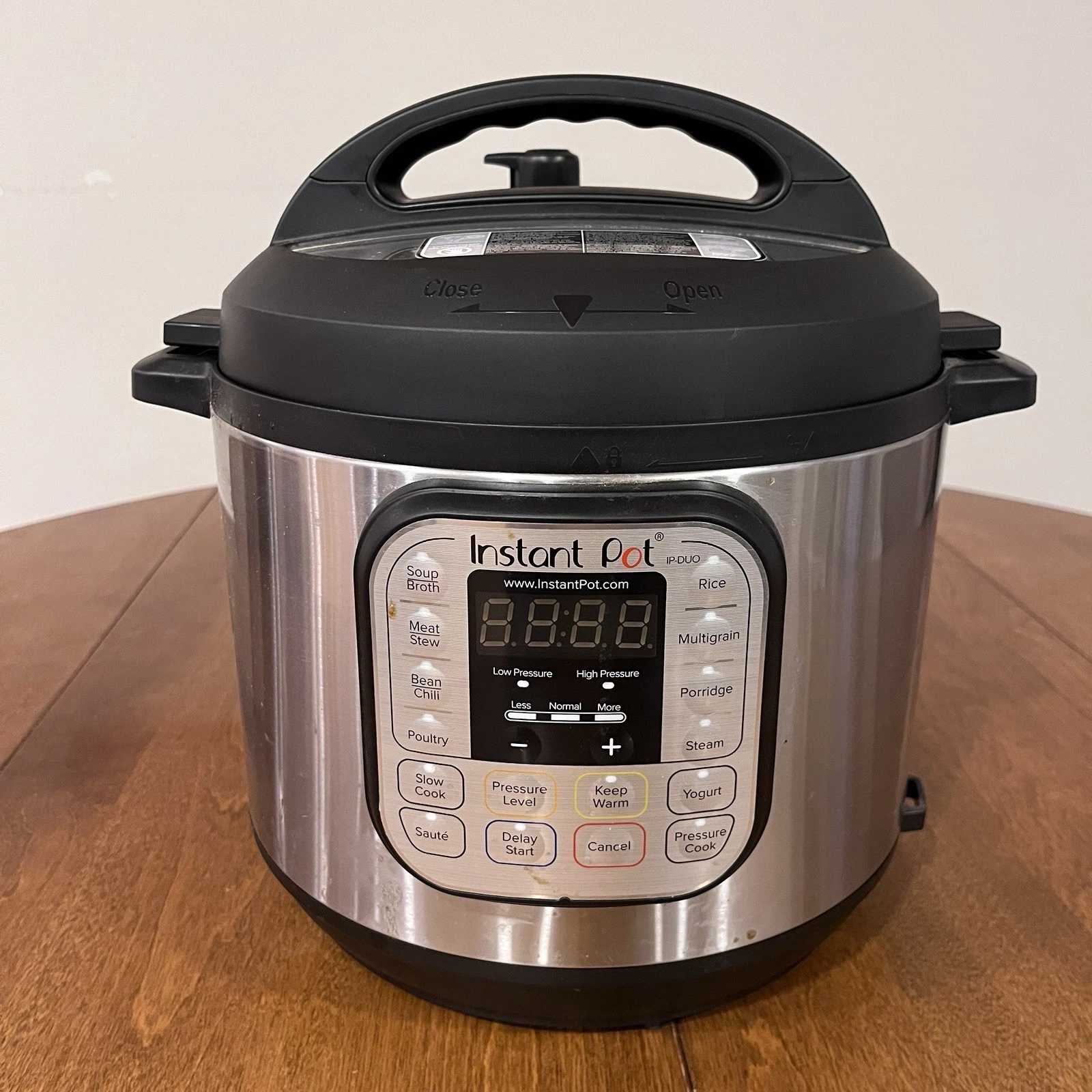 Instant Pot Duo 60 7-in-1 Programmable Pressure Cooker 6 Qt Stainless Steel V3