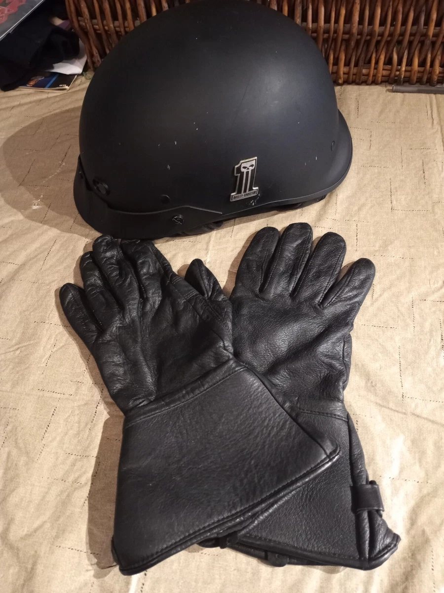 Helmet and gloves shop for motorcycle