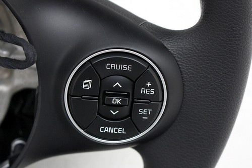 56100-K0040-SL2 OEM Black Steering Wheel For 2020-2022 KIA Soul LX, S - Picture 3 of 6