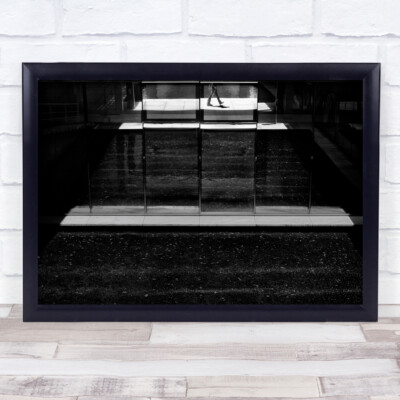 Mann zu Fuß Lissabon Reflexion Wasser Glas Fenster Wand Blätter Wand Kunstdruck