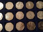 Every QEII 82 X BU 50p s Pence Inc Rare 2009 Kew Gardens + Others 1971 Till 2022 — photo 8