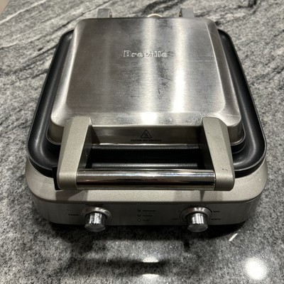 Breville Smart Waffle Maker BWM604BSSUSC Belgian 4-Slice Stainless Steel
