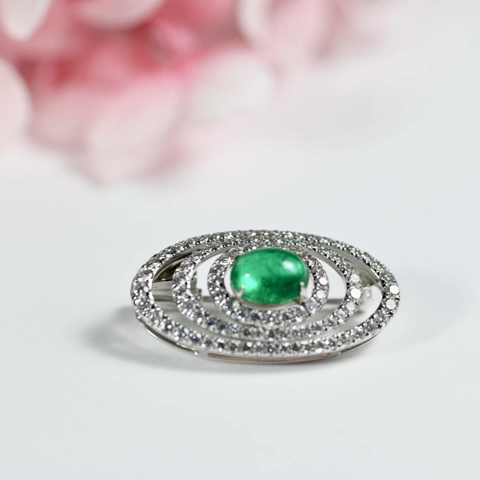 Colombia Emerald Diamond Encrusted 18K White Gold Brooch - Image 2 of 3
