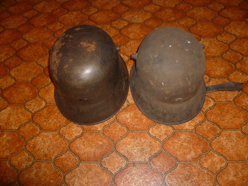 biete-ihnen-diese-2-alten-stahlhelme-zum-kaufen-an-ob-1-oder-2
