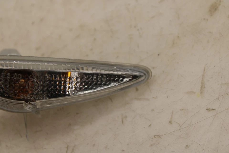 Luz marcadora guardabarros izquierdo Mazda MX-5 Miata 2016-2023 OEM MV36 Foto 3 de 4