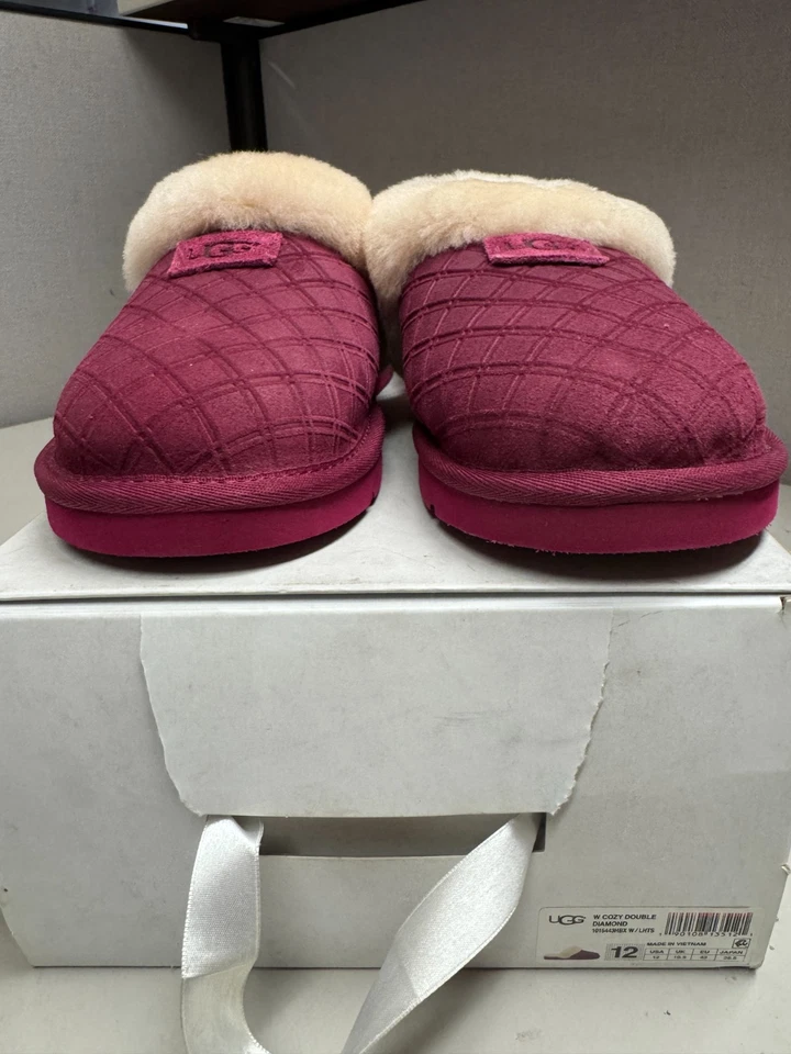 UGG Women's Cozy Double Diamond Slipper Lonely Hearts Size 12 brand new - Image 4 of 4