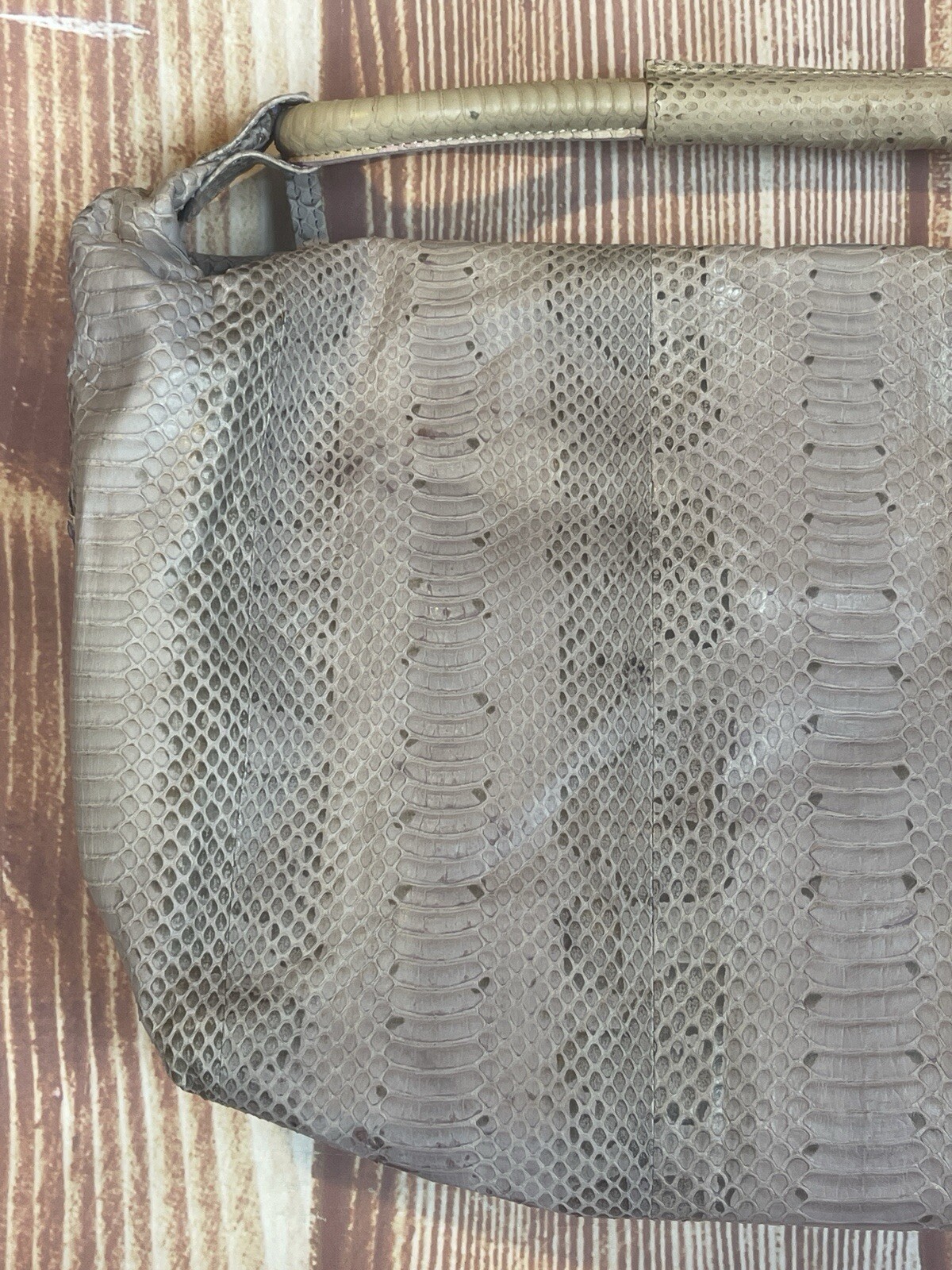 Picture 16 of 24