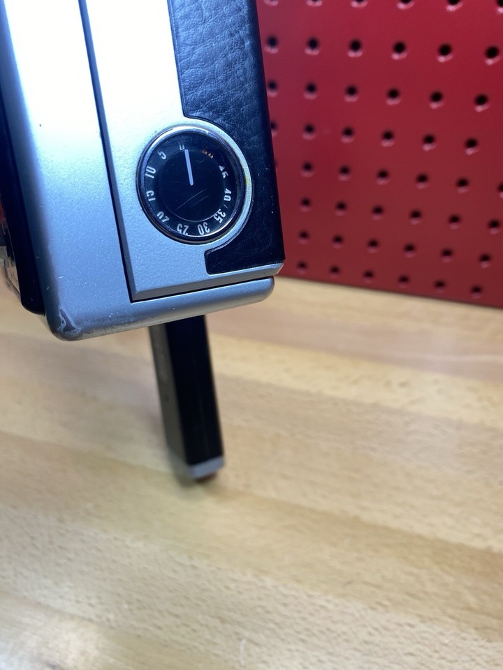 Canon Auto Zoom 814 Electronic Super8 Movie Camera NOT tested AS IS