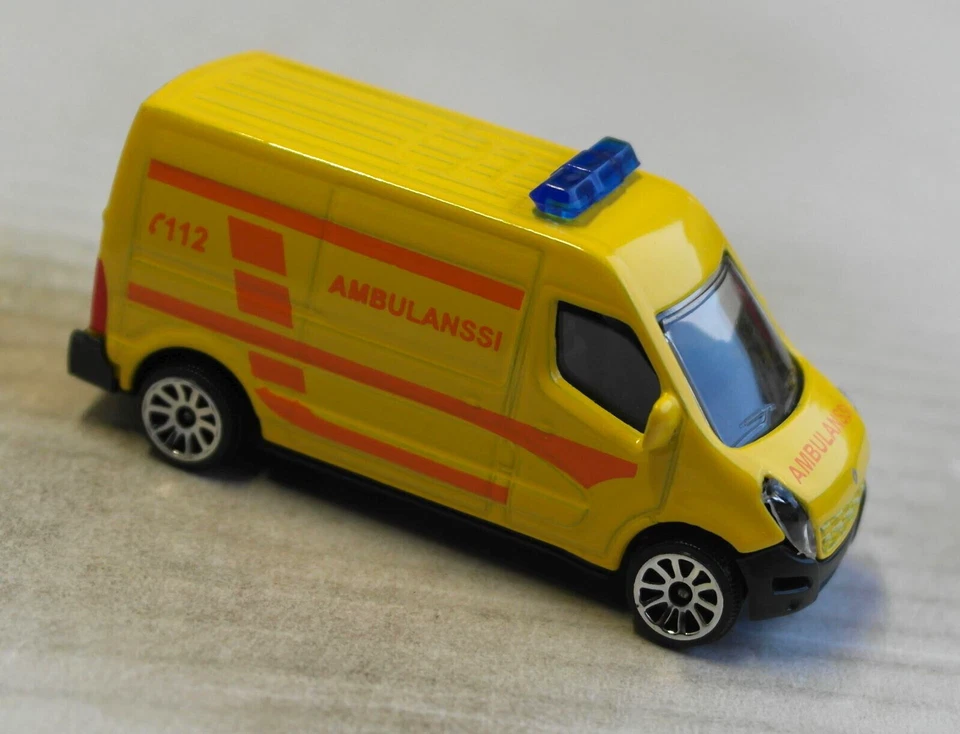 Majorette Renault Master gelb AMBULANSSI Rettungswagen Ambulance Finnland Van - Bild 4 von 4