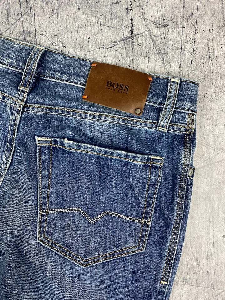 Hugo Boss Regular Fit Retro Wash Blue Jeans Men’s Size W32 L34 Designer - Image 3 of 4