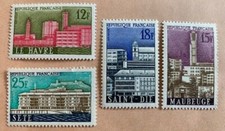 Lot 4 timbres Villes reconstruites 1958 1152 1153 1154 1155 Sète Havre Maubeuge
