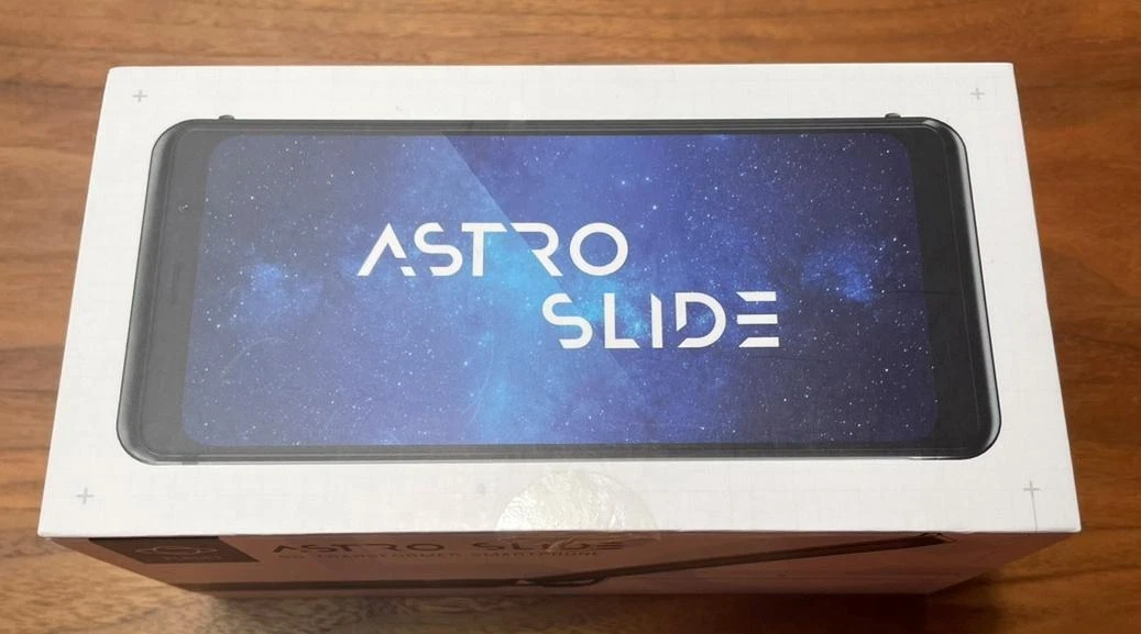 Planet Computers ASTRO SLIDE 5G TRANSFORMER (US Keyboard/JP Plug