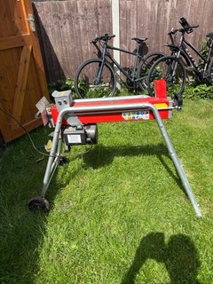 Hydraulic log splitter electric