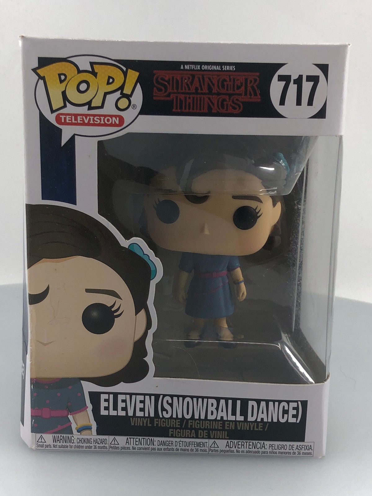 Funko Pop! Televisión Stranger Things Eleven At Snowball Dance #717 Caja Dañada