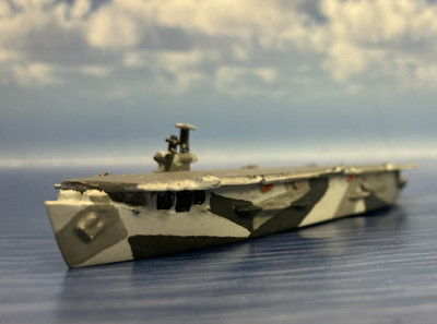 Superior A501 CVL-11 USS CARD 1/1200-1/1250 WW2 M-32 Camo paint metal ship model