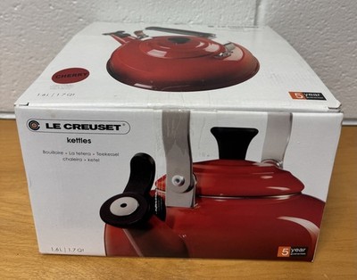 Le Creuset Enamel on Steel 1.7 Quart Whistling Tea Kettle, Cerise - New   