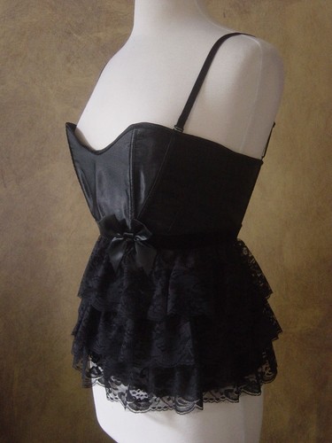 M-Victorian Gothic Black Satin & Layered Lace Corset Top Removable Straps - Picture 3 of 4
