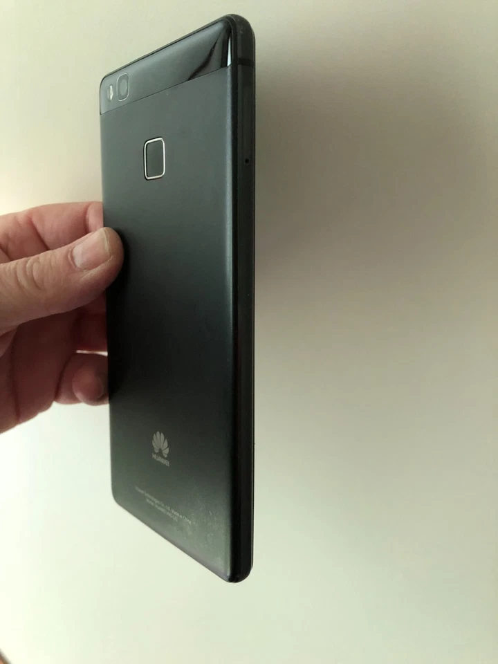 Huawei P9 lite come nuovo con cover nuova. Huawei p9 lite as new with new cover. - Immagine 4 di 4