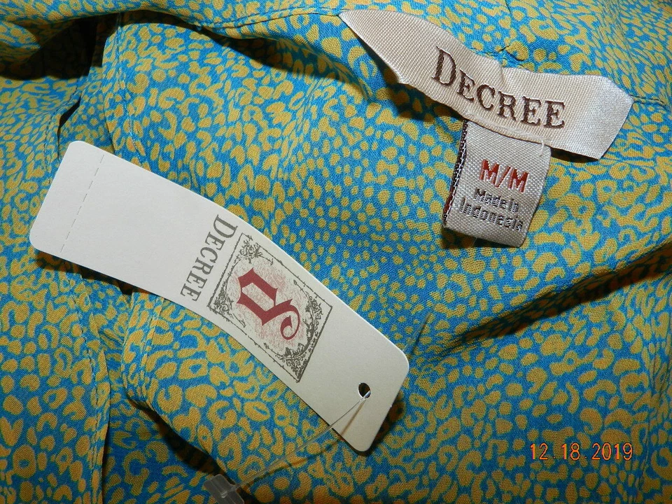 Camiseta sin mangas Decree para mujer talla M mostaza/azul animal print semi transparente Foto 4 de 4