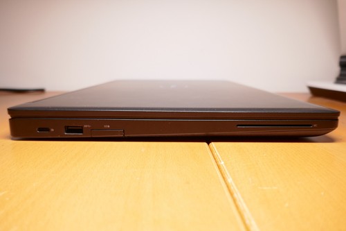 Dell Latitude 5590 - 15,6" - FHD - i5-7300U - 8/256 GB + NT + Office21 + WIN11 - Bild 9 von 20