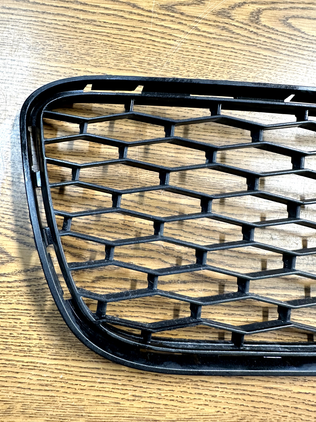 2014-2017 Maserati Ghibli Left Front Bumper Lower Air Vent Grille Trim Panel OEM
