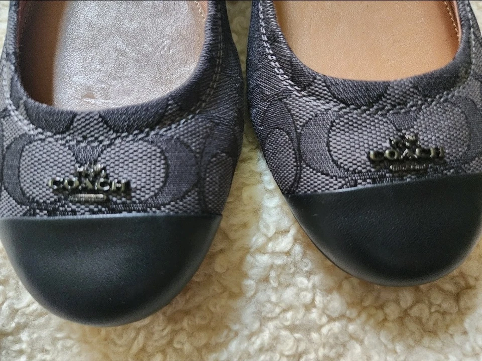 Bailarina plana COACH Chelsea negra gris firma talla 10 para mujer Foto 2 de 4