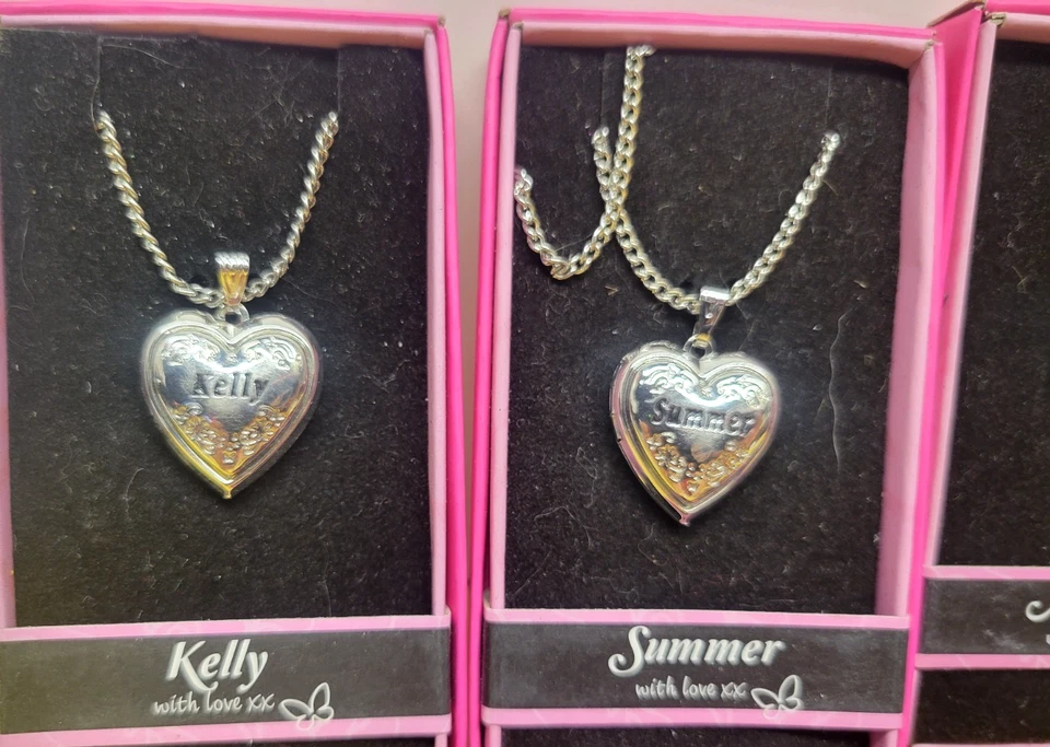 MULBERRY STUDIOS AMOR MEDALLONES CORAZÓN COLLARES JOYERÍA DE MODA - ELIGE EL NOMBRE Foto 2 de 4