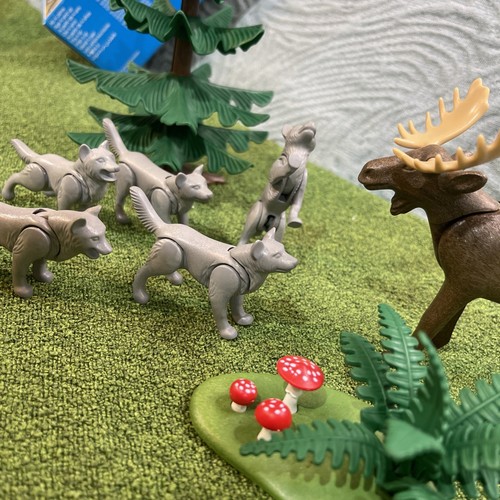RARE Vtg 1995 Wolfpack & Moose Set #3829 Complete w/ Original Open Box & Inst - Picture 5 of 13