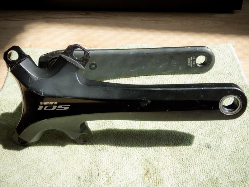 Shimano 105 FC-R5800 Crankset, 11 Speed, 172.5mm Crank, 52/36