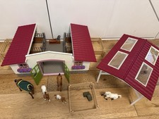 Schleich Horse Club Riding Centre Stables Barn Playset With Toy Figures - 42344
