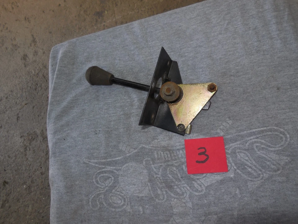 USED SIMPLICITY CORONET THROTTE MOUNT WITH LEVER 1704335SM 1708512SM - Image 2 of 2