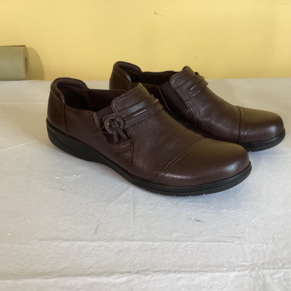 Clarks Women Cheyn Madi Dark Brown Tumbled Leather Slip On 