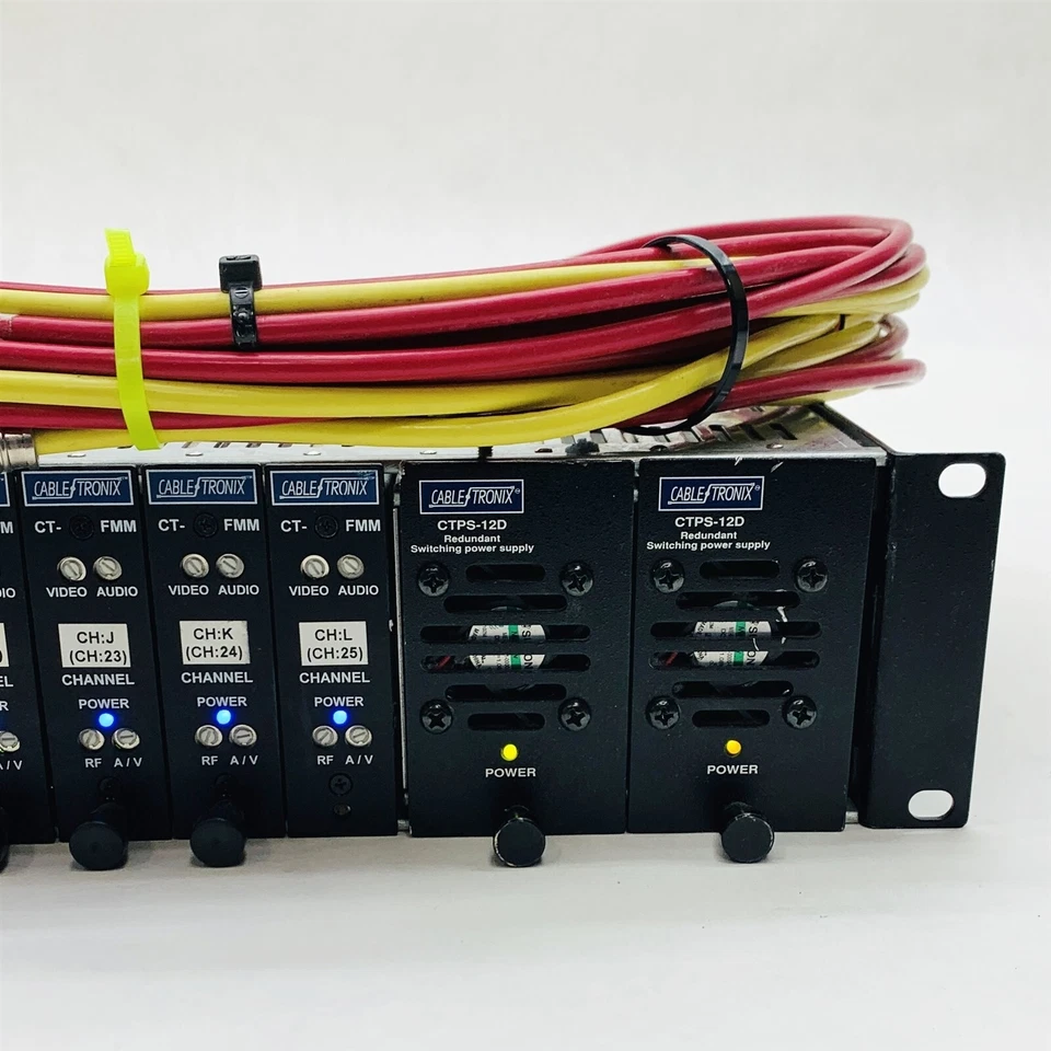 Chasis de rack Cabletronix CTRC-12 con CTPS-12D PSU 12*CT-FMM micromodulador fijo Foto 3 de 4