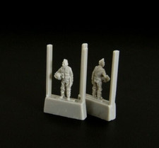 Brengun Models 1/144 U.S. Modern Pilots (2) Resin Figure Set for Aircraft
