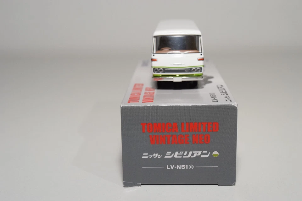 A94 1:64 3 INCH TOMICA TOMY VINTAGE LV-N51C NISSAN CIVIL BUS COACH MIB - Image 4 of 4