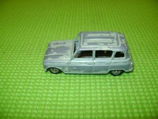 DINKY TOYS  100 RENAULT 4L JUNIOR