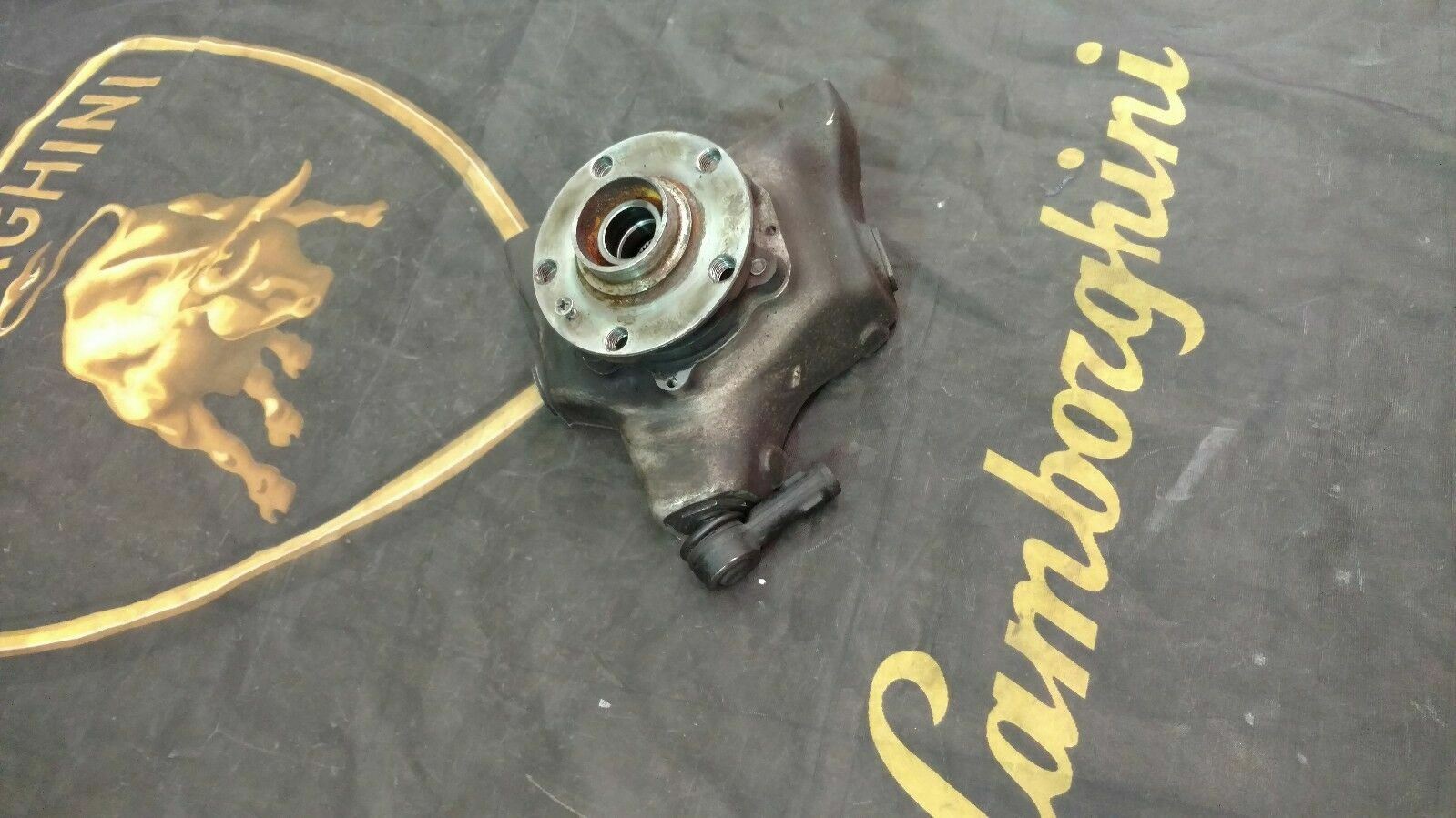 LAMBORGHINI GALLARDO FRONT RIGHT SIDE HUB KNUCKLE SPINDLE OEM 400407246A 04-08