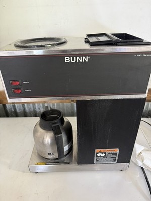 BUNN VPR Series Commercial Pourover Coffee Brewer 2 Warmers Cup Warming Decanter