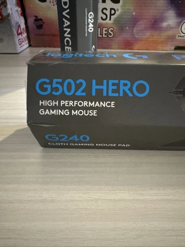 Logitech - Play Advanced G502 Lightspeed Mouse & G240 Pad - New - Image 3 of 4