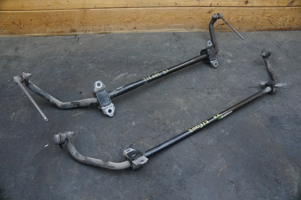 Juego 2 barras estabilizadoras antivuelco delanteras traseras 31352284511 Bmw M6 F12 2012-2019 Foto 3 de 4